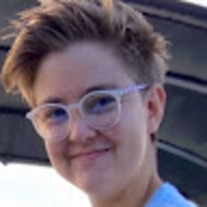 Meet your Posher, Ana